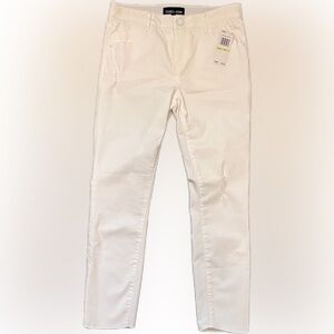 Size 4 Mac and Me Skinny Jeans in White NWT